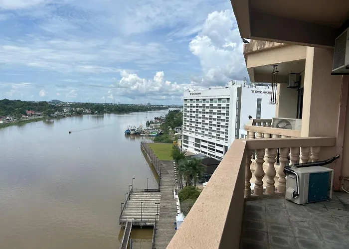 Riverbank Suites Apartment Level 9